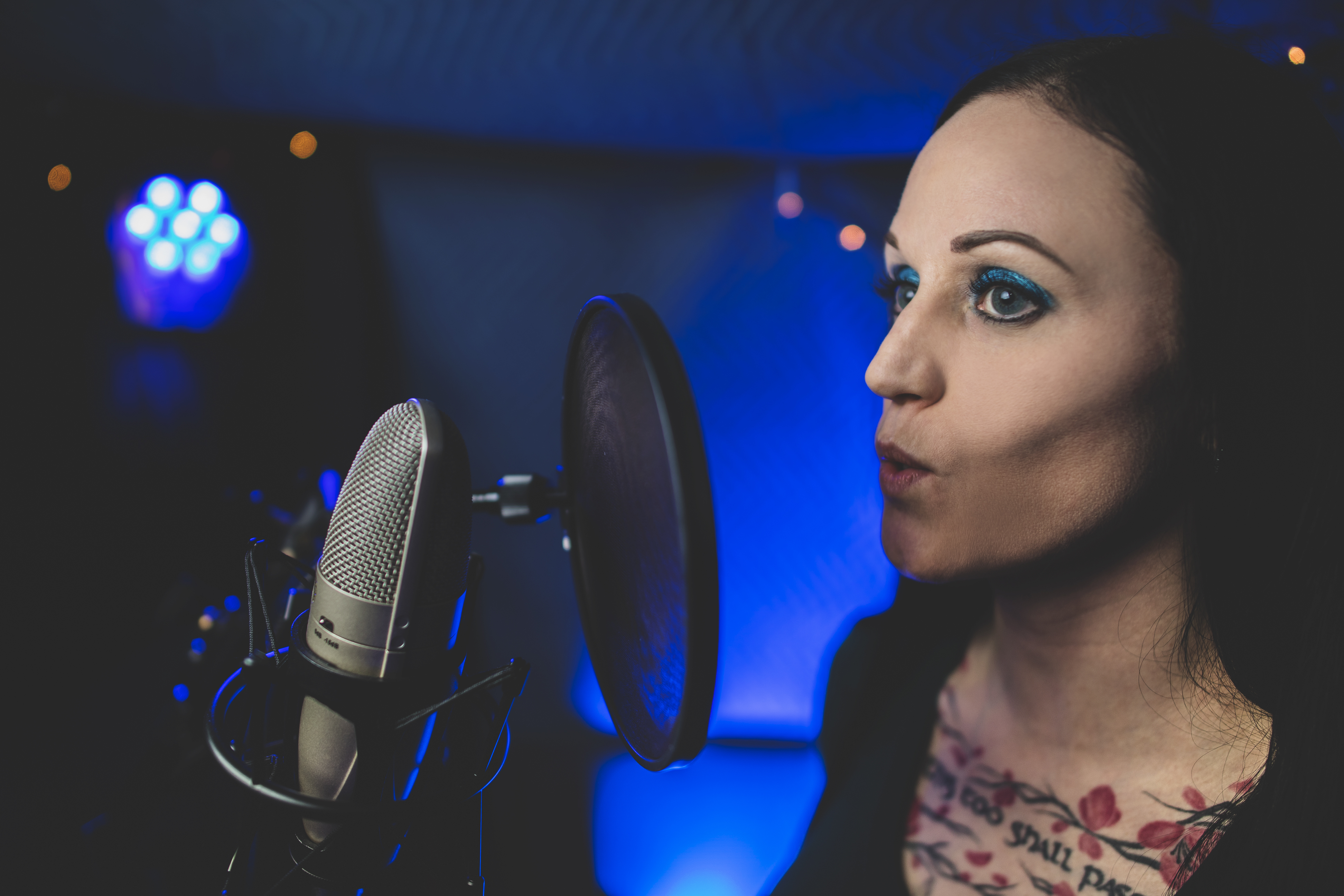 Kat Hearons, Sound Booth